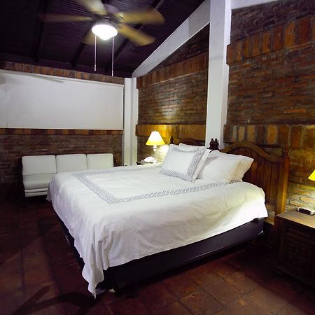 Hotel Casa Colonial Boutique Манагуа Екстериор снимка