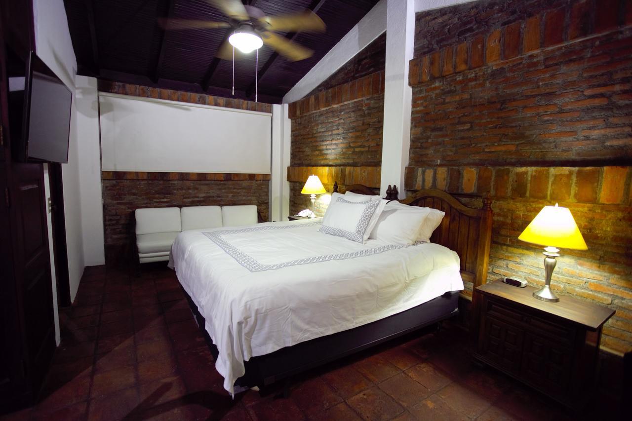 Hotel Casa Colonial Boutique Манагуа Екстериор снимка
